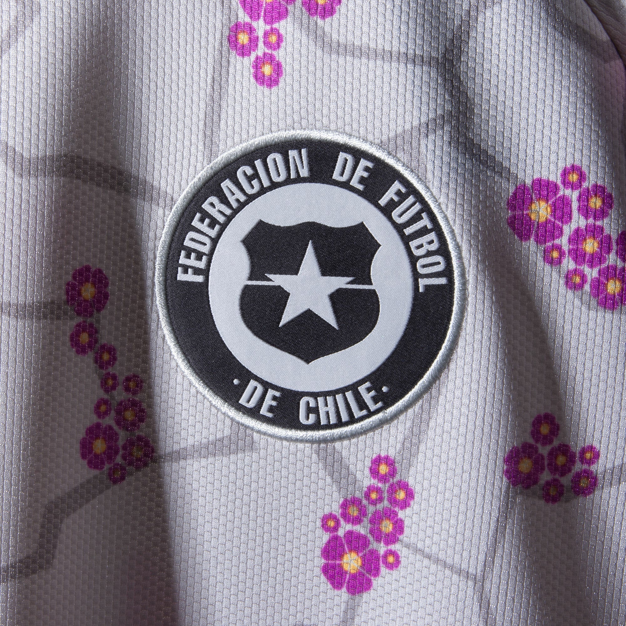 Chile Away Vidal 23 Shirt 2026-2027 (Official Printing) (Fan)